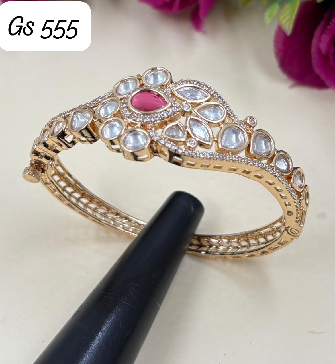 Manvi Moissionite Openable Bracelet