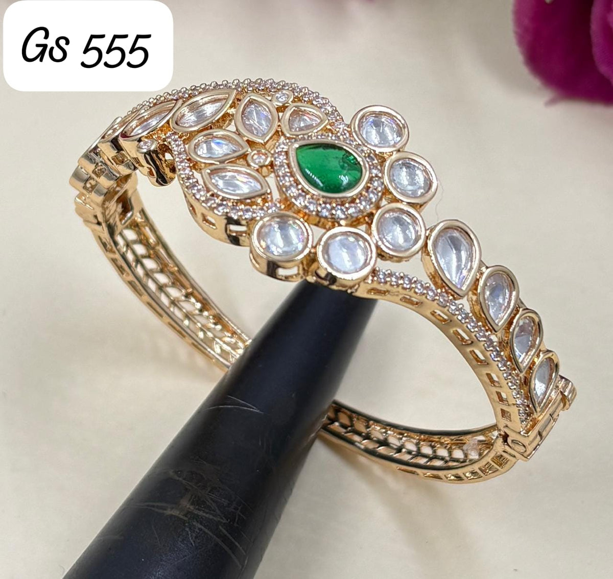 Manvi Moissionite Openable Bracelet
