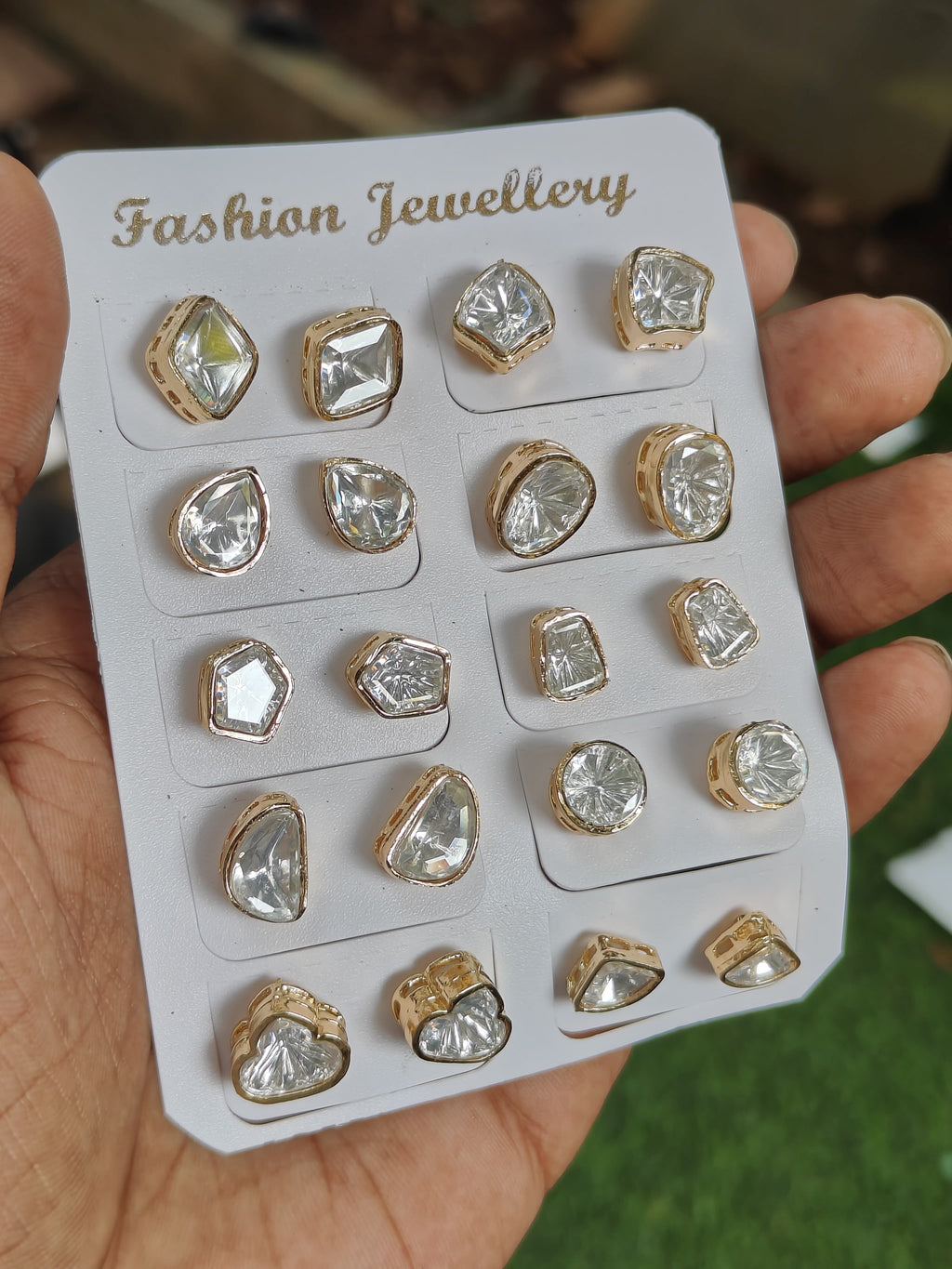 Akira 10 pairs of Moissanite Studs