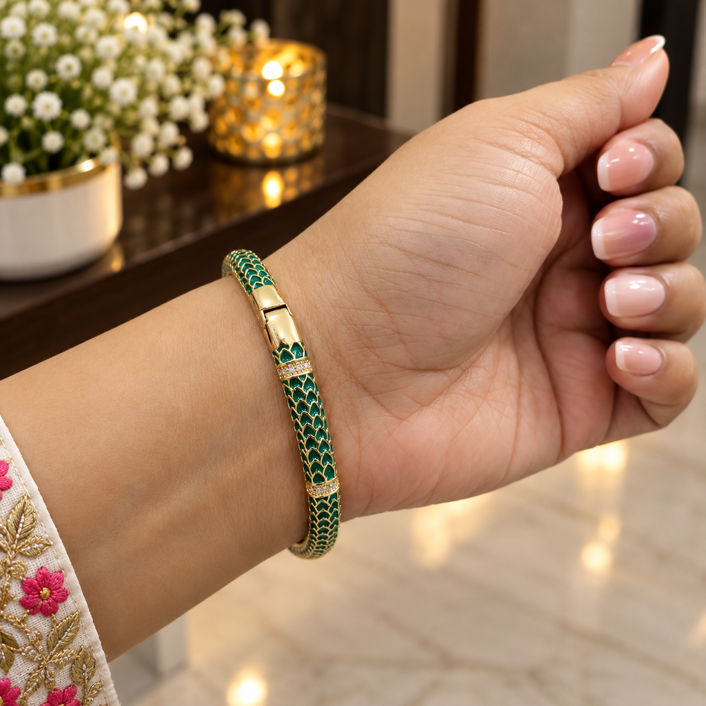 Reem Anti Tarnish Openable Bracelet