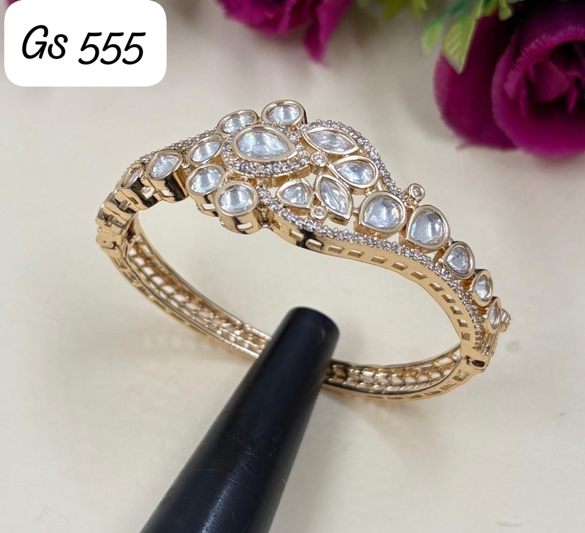 Manvi Moissionite Openable Bracelet