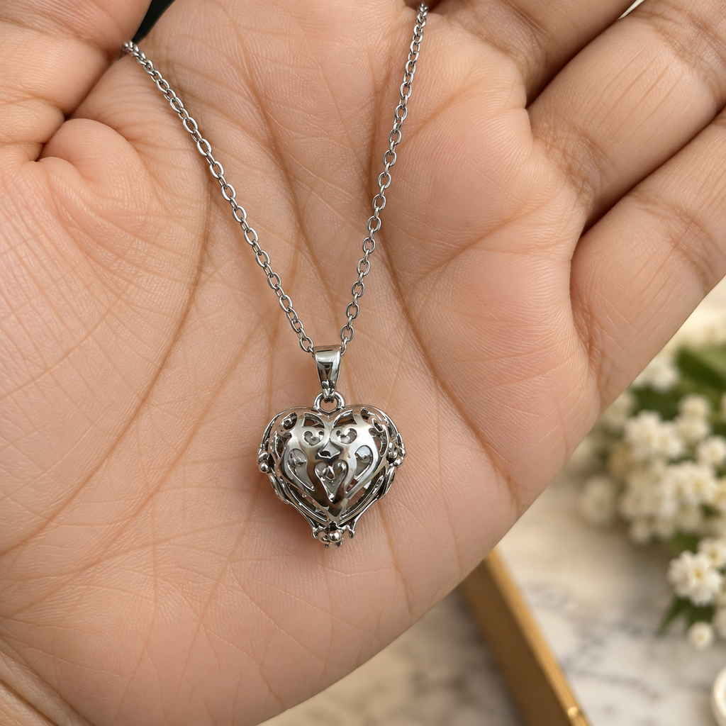 Anaya Anti Tarnish Swarovski Pendant